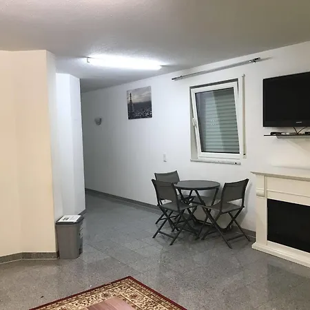 Διαμέρισμα Kn Kahtan Boarding House