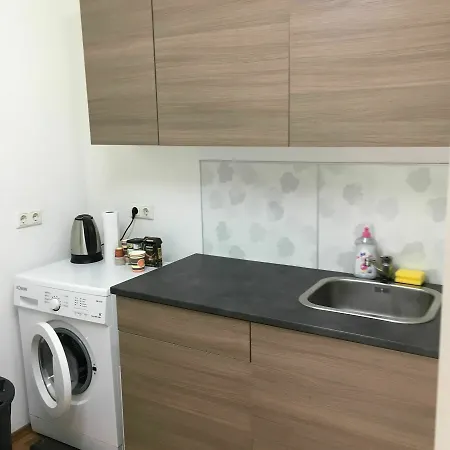 Kn Kahtan Boarding House