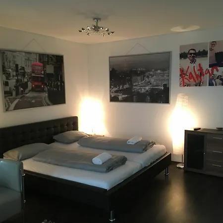 Apartment Kn Kahtan Boarding House München
