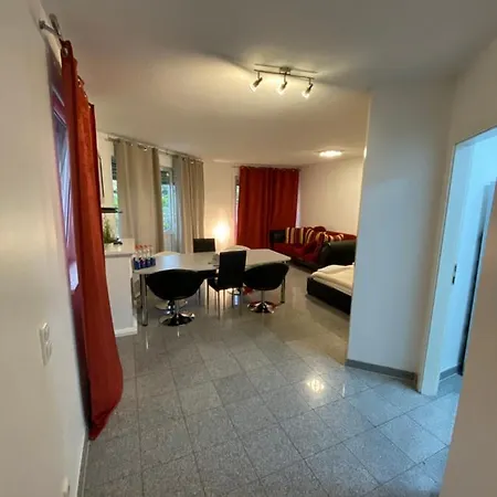 Kn Kahtan Boarding House Munich