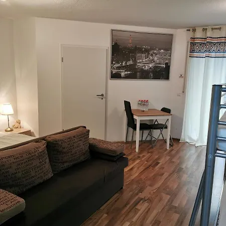 Kn Kahtan Boarding House * Munich