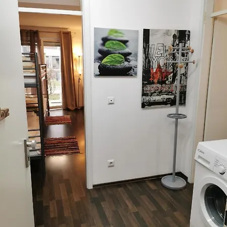 Kn Kahtan Boarding House *